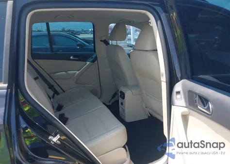 2015 Volkswagen Tiguan Se из США, поврежденный, VIN WVGAV7AX9FW555315